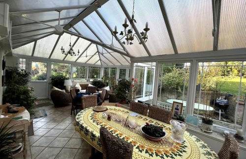 Spacious 4 bed family home near coast - Foto 21