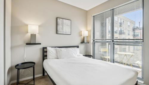 CozySuites Mill District with pool, gym #06 - Foto 3