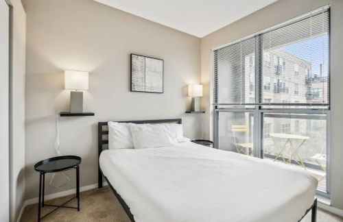 CozySuites Mill District with pool, gym #06 - Foto 3