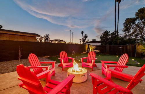 Gorgeous 4-bed home with Golf, Pool, & Hot Tub! - Photo 29