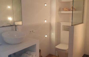 ESTUDIO RENOVADO CON BALCON PRIVADO Y COCINA vistas al mar TAMARIU y BEGUR - Foto 16