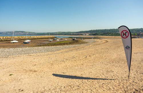 Gardd Y Llys Luxurious Family Retreat with amazing views - Foto 40