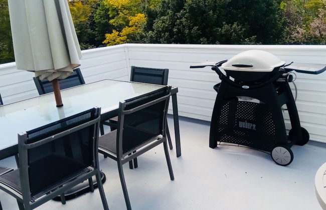 Magical Retreat with Luxury Pool & Spa - Foto 11