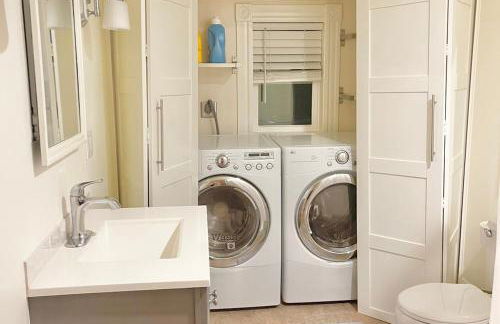 5STAR Close2BOSTON Private Stylish HOME +W/D+Wi-Fi - Foto 1