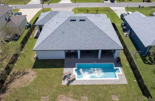 Peaceful retreat FREE heated salt water pool! - Foto 8