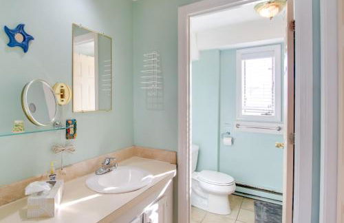 Beachfront Old Orchard Beach Condo with Balcony - Foto 14