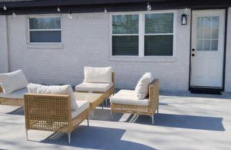 Luxury 4BR Retreat 10 Mins to Downtown & Lake - Photo 19