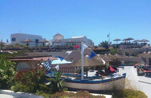 Lioyerma Windmill Villa With Outdoor Hot Tub - Photo 31