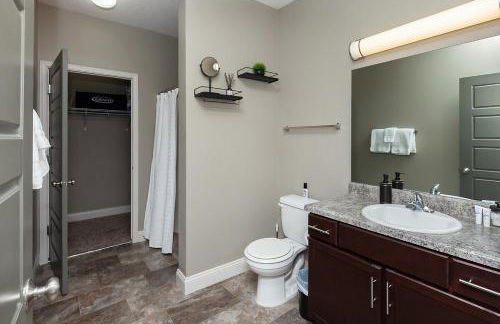 Exclusive, Pool, Massage Chair, Jordan Creek - Foto 20