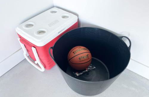 Unique Townhome 2 Car Garage & AC - Foto 24