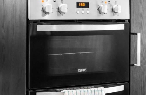 Spacious Apartment - Street Parking - Smart TV - Netflix 49G - Foto 17