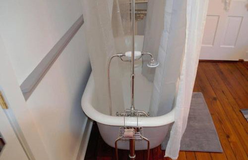 Renovated Historic Loft in the Heart of Downtown - Foto 26