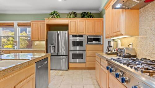 Hot Tub • Garden • Fire Pit • Gazebo • Office Room - Foto 3