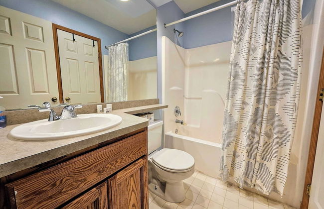 Summit Serenity by Avantstay Central Location w/ Mountain Views & Deck - Foto 8