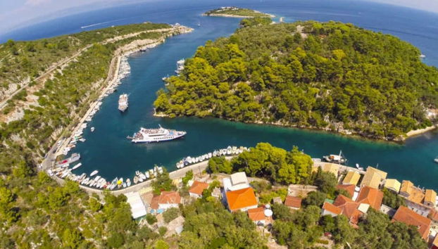Escursione a Passo, alle Grotte blu e Lakka in barca - Foto 2