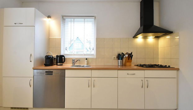 Quaint Holiday Home in Zonnemaire With Roofed Terrace - Photo 2, Cuisine privée