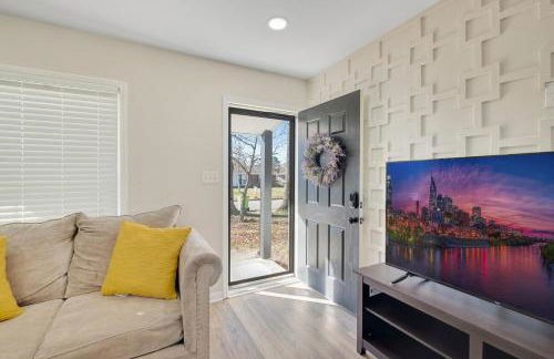 Chic home with king bed in Raleigh - Foto 4