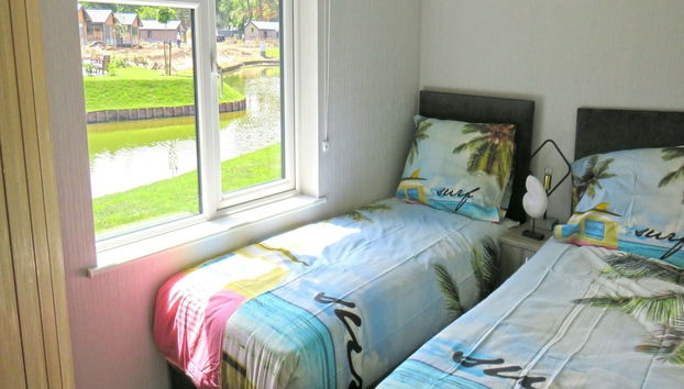 Chalet in Zuiderzee Near Playgrounds - Foto 2, Habitación