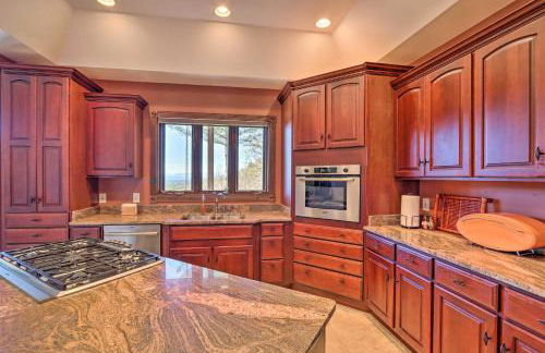 Expansive Murphy Retreat with Mountain Views! - Foto 10