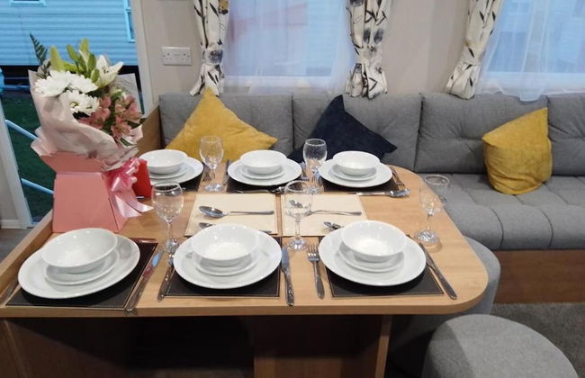 3 Bed, Sleeps 8 Caravan, California Cliffs Park - Foto 16