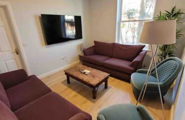 5 Bed Modern Cheltenham Town Centre Home - Photo 7