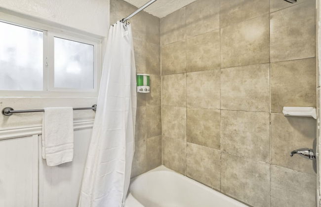 1BD Suite Trails & Garden of the Gods Dogs Welcome! - Photo 12