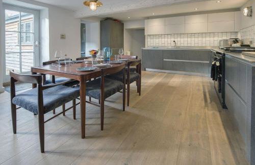 Dairy Cottage - Photo 7