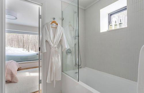 Modern A-Frame Catskills Hot Tub & Fireplace - Foto 52