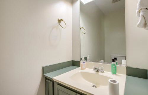 Brand-New Pool! Waterfront Bozman Village Home - Foto 17