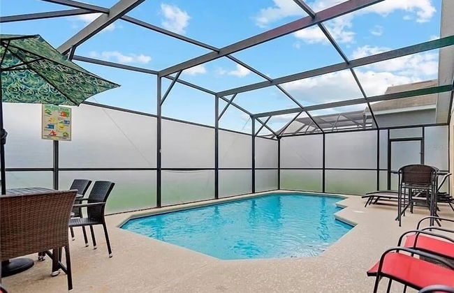 Vacation Resort Home Right Outside Of Disney World Parks With Private Pool 4 Bedroom Home by RedAwning - Foto 15