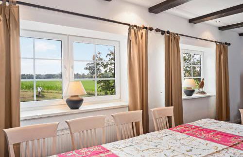 GUT KLETKAMP "Altes Backhaus" - Freistehendes Landhaus mit 7 Schlafzimmern I Kamin I Garten & Terrasse I 15 Min zur Ostsee I Parkplätze I Hundefreundlich I Bar I WLAN - Foto 7