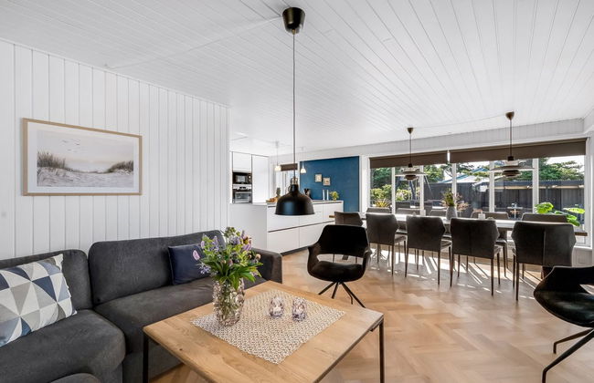 "Hillevi" - 200m from the sea - Photo 37