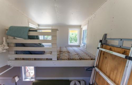 Little Red Caboose - Foto 16