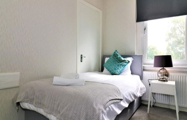 Carfin House - Motherwell - Photo 12