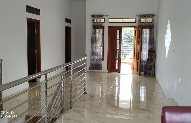 Villa Pribadi Beunying 35 pax - Foto 10