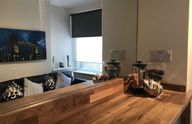 SHQ Apartments - Photo 21