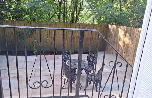 Two-bedroom Cottage - Sandstone Garden Patio - Free Parking - Pets Welcome - Foto 64