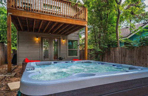 Austin Retreat Hot Tub and Relaxing Patio - Foto 1