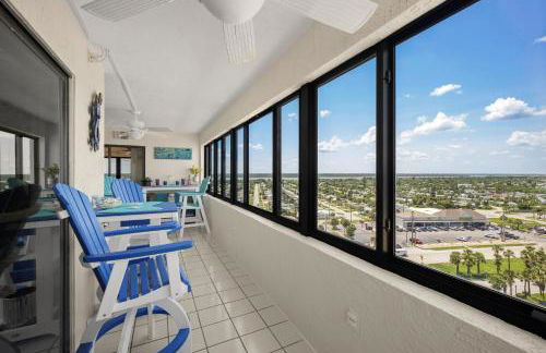 Oceanfront Penthouse #11B by Distinctive Beach Rentals - Foto 33