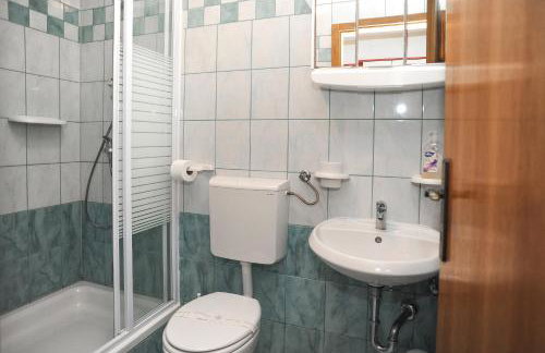 Apartments with swimming pool Caska, Pag - 3085 - Photo 23