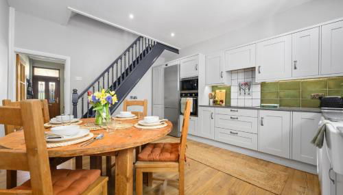 2-Bedroom Cottage - Long Stays Welcome - Foto 4