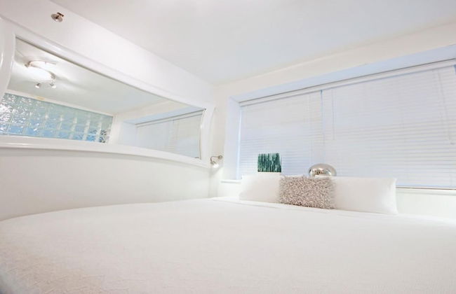 Beachfront 4 Room Ocean Drive Deluxe Suite - Foto 9