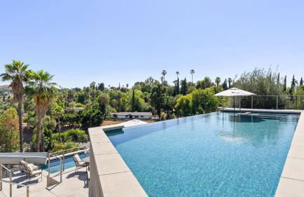 Luxe 8000 sqft w 2 Pools Sauna Putting Green Game Room Alta Vista Estate - Foto 2