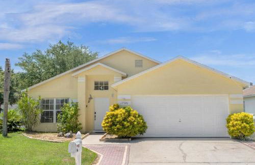 Upstay - Games & Private Pool Family Home - Photo 4