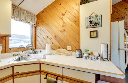 Waterfront Cottage on Lake George with 2 Docks! - Foto 11