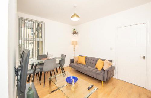 Modern 4 Bedroom House Sleeps 10 Free Parking Liverpool - Foto 46