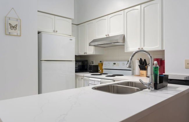 Fort York Suite - Photo 29