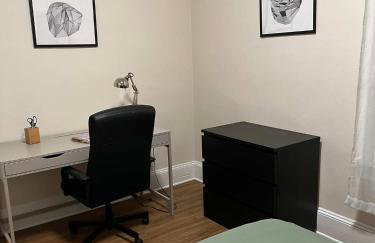 Cozy Home off Brady ST - Foto 22