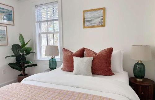 Classy 3-Story Downtown Apt - Great Location - Foto 5