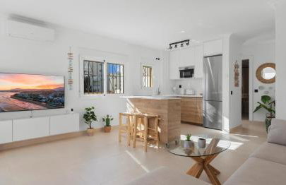 Penthouse - Beach - Sea View - Pool - 40 sqm Private Terrace - One Bedroom - Sleeping Alcove - Foto 7